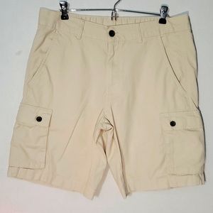 Crane men's cargo shorts Size Medium cream color